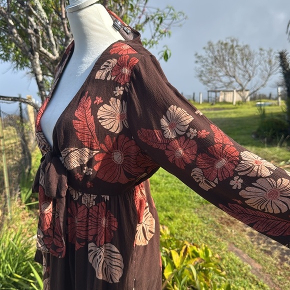 Volcom Over The Sea Dark Chocolate Floral Long Sleeve mini Dress large 10 - Picture 3 of 9